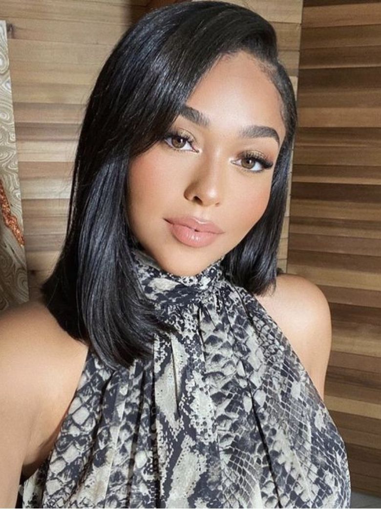 Nadula 4x4 Pre-cut Lace Closure Bob Wig Side Part 12inch